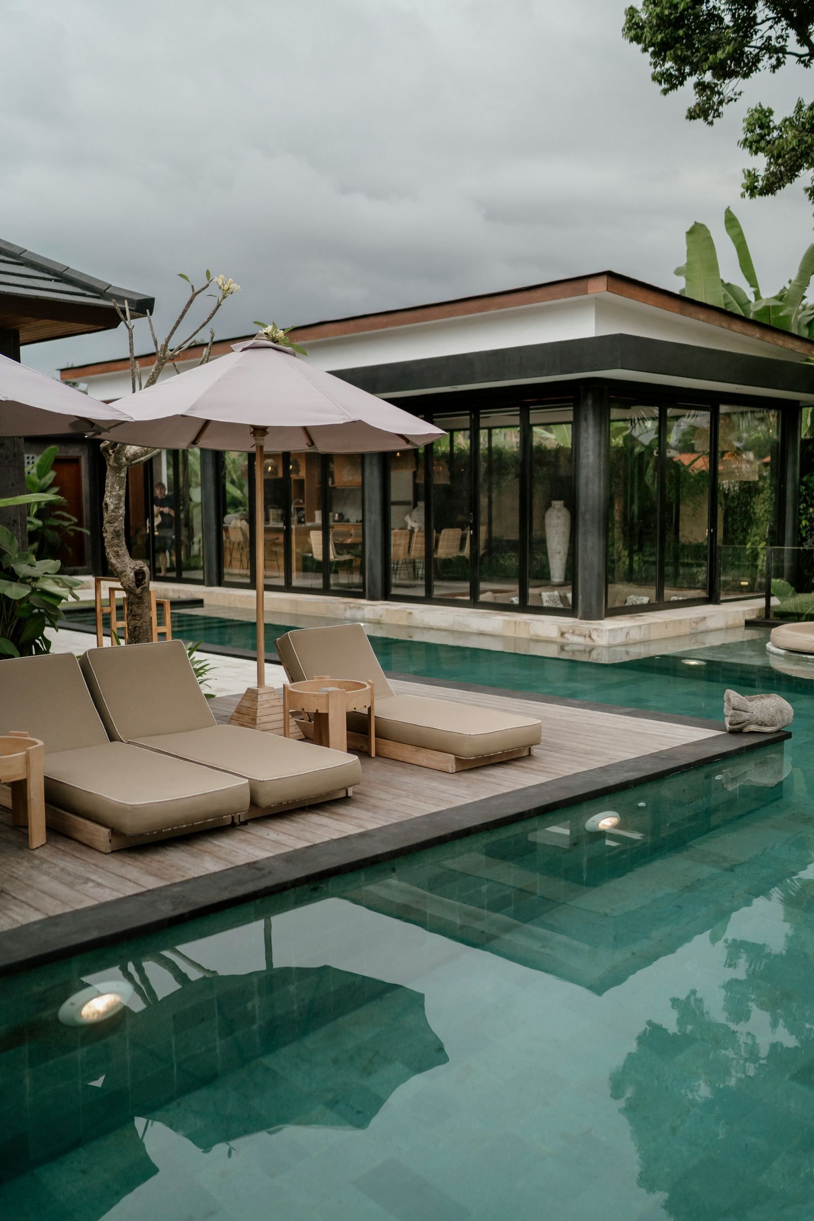 Bali cafe lifestyle